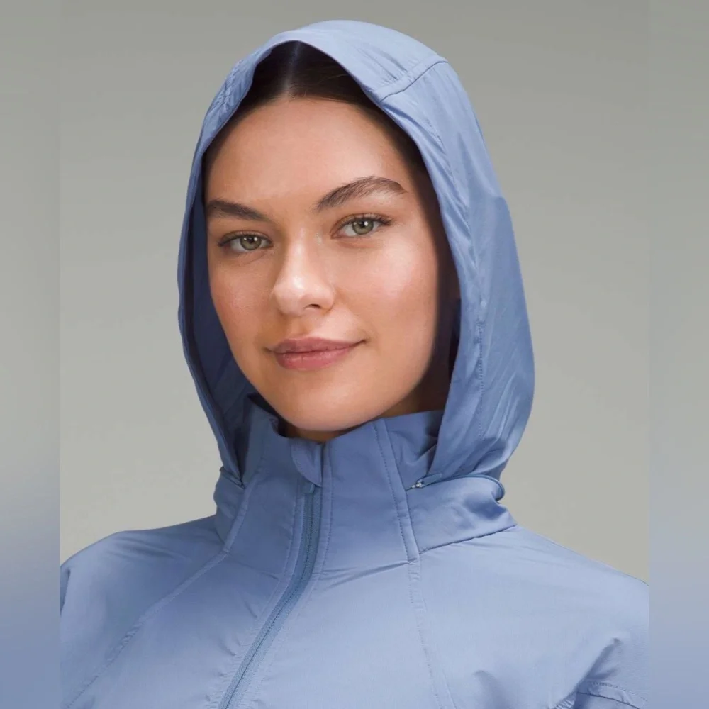 Lululemon Classic Fit Ventilated Running Jacket